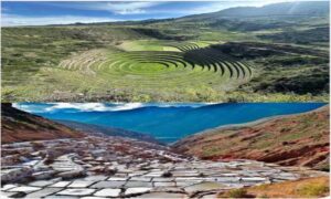"Traslado al Valle Sagrado de los incas, Visitando Salineras de Maras y Moray"